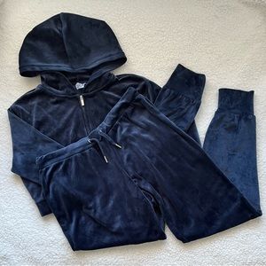 H&M Women’s Blue Velvet Sweatsuit S